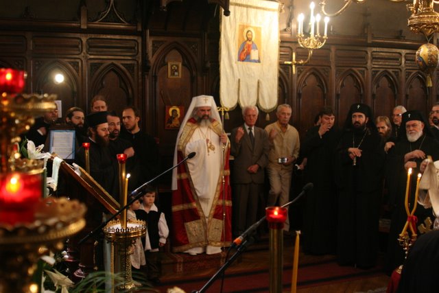 2009 07 09 Visite pastorale du Patriarche Daniel: Te Deum à la cathédrale de Paris